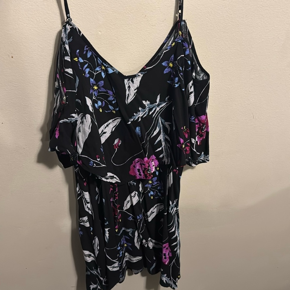 Express off the shoulder spaghetti strap flower stress